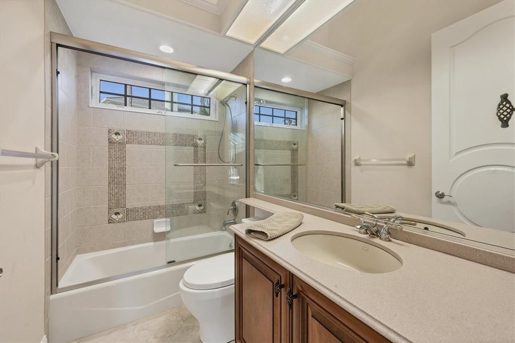 На продажу: $1,990,000 (4 спален, 4 ванн, 4864 Квадратных фут)