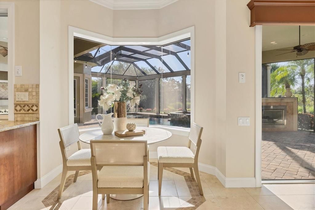 На продажу: $1,990,000 (4 спален, 4 ванн, 4864 Квадратных фут)