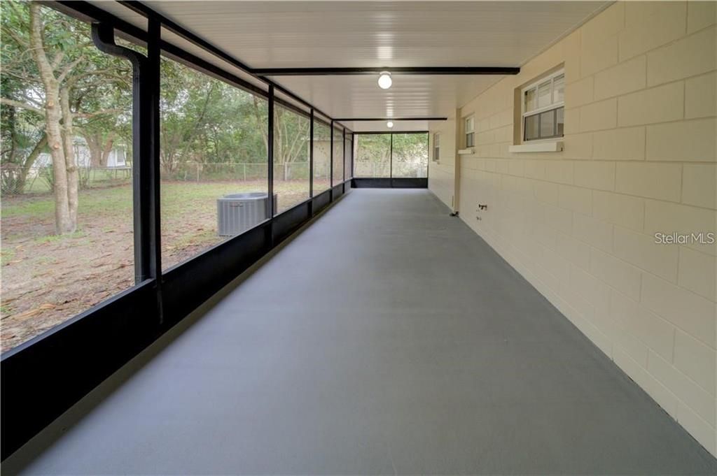 For Sale: $340,000 (3 beds, 1 baths, 1200 Square Feet)