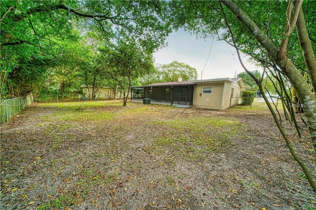 For Sale: $340,000 (3 beds, 1 baths, 1200 Square Feet)