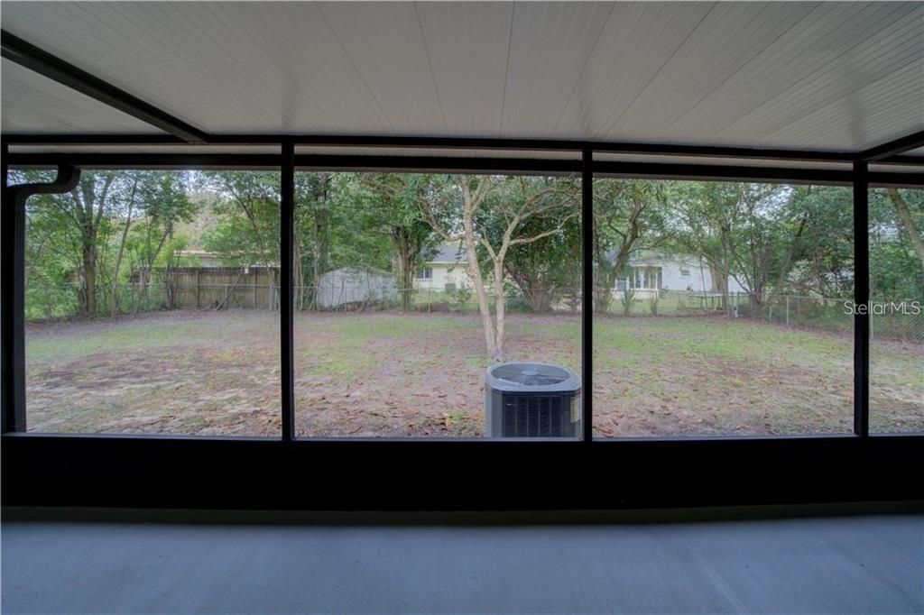 For Sale: $340,000 (3 beds, 1 baths, 1200 Square Feet)