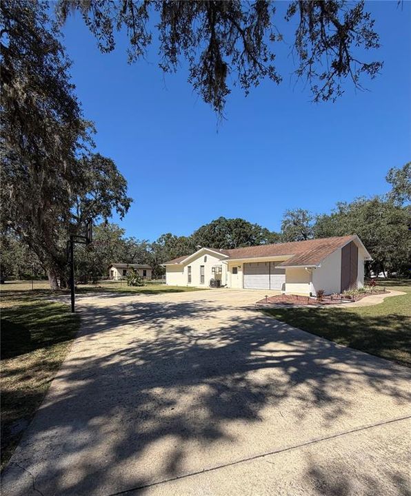 For Sale: $499,000 (4 beds, 2 baths, 2276 Square Feet)