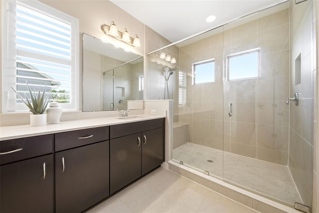 Active With Contract: $860,000 (4 beds, 3 baths, 2992 Square Feet)