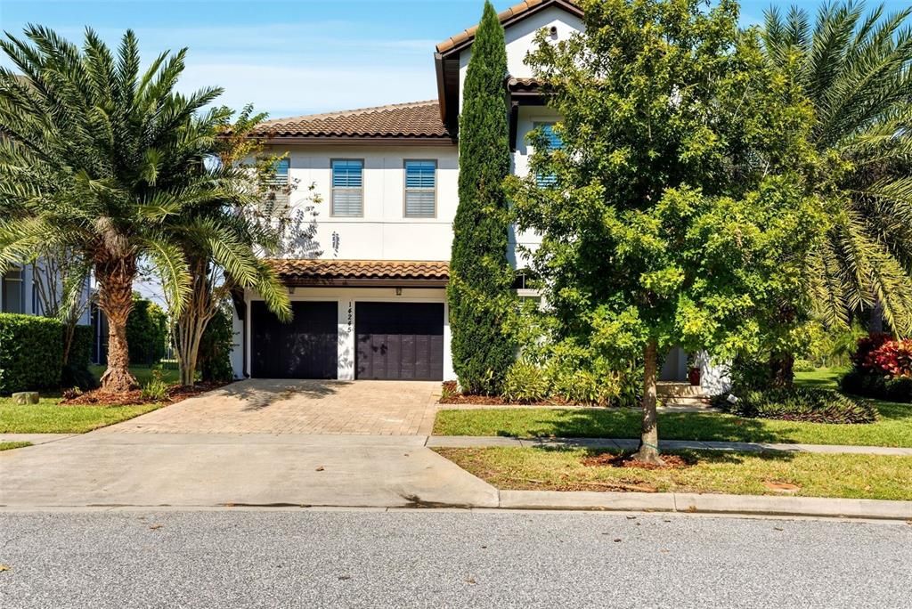 Active With Contract: $860,000 (4 beds, 3 baths, 2992 Square Feet)