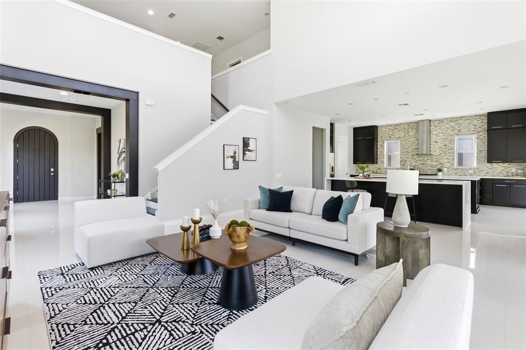 Active With Contract: $860,000 (4 beds, 3 baths, 2992 Square Feet)