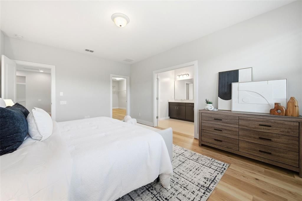 Active With Contract: $860,000 (4 beds, 3 baths, 2992 Square Feet)