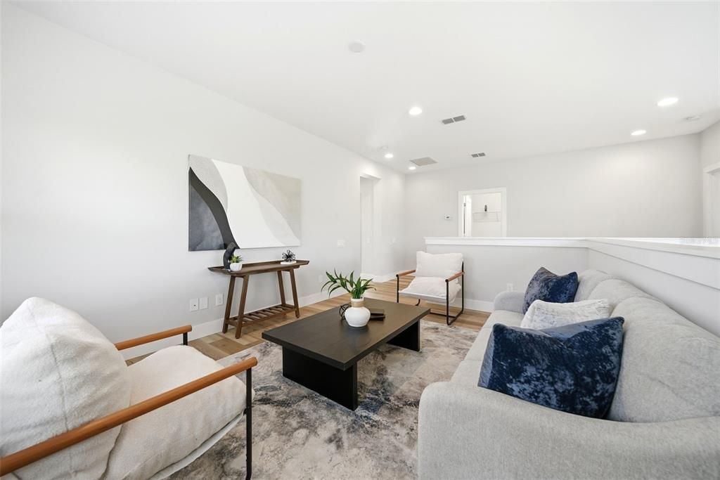 Active With Contract: $860,000 (4 beds, 3 baths, 2992 Square Feet)