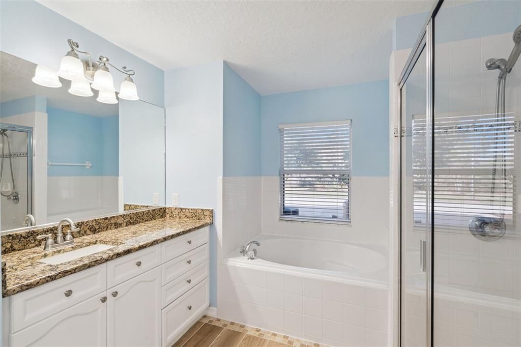 待售: $717,500 (4 贝兹, 2 浴室, 2588 平方英尺)