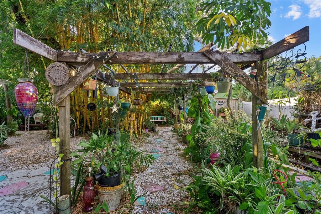 待售: $680,000 (3 贝兹, 2 浴室, 1723 平方英尺)