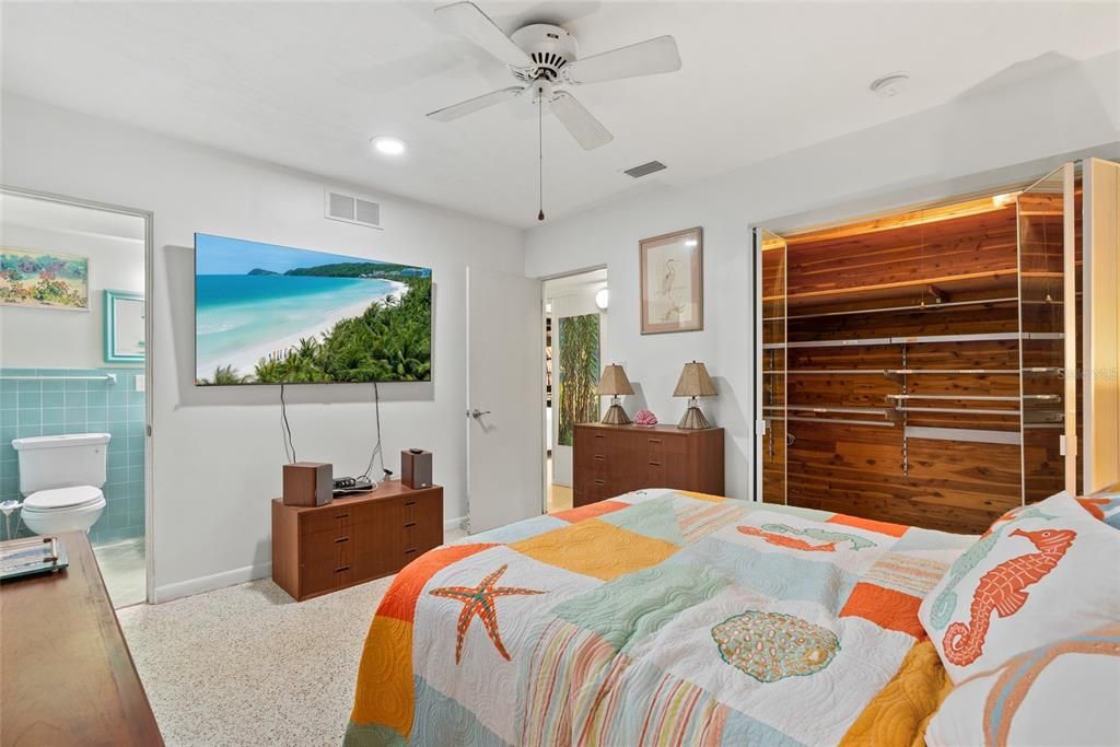 待售: $680,000 (3 贝兹, 2 浴室, 1723 平方英尺)