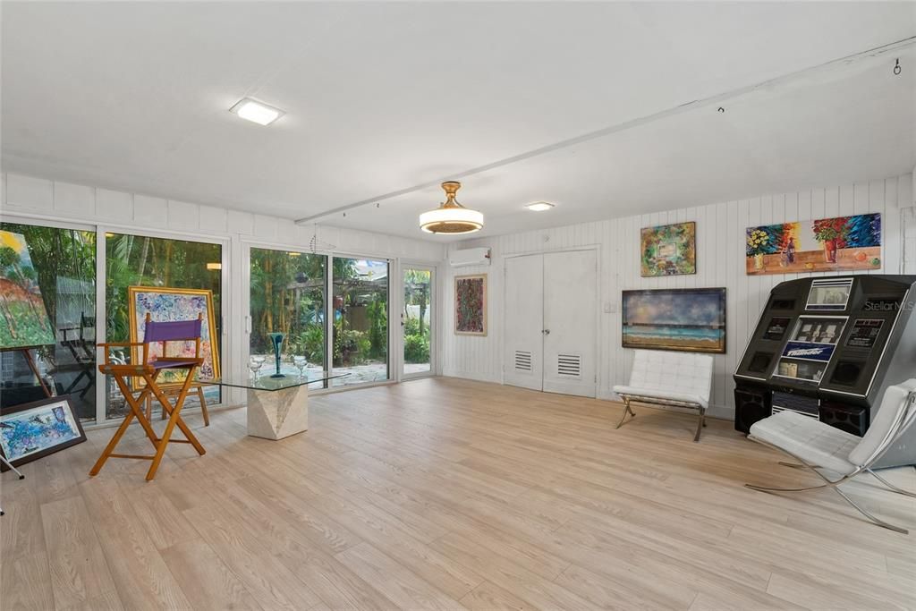 待售: $680,000 (3 贝兹, 2 浴室, 1723 平方英尺)