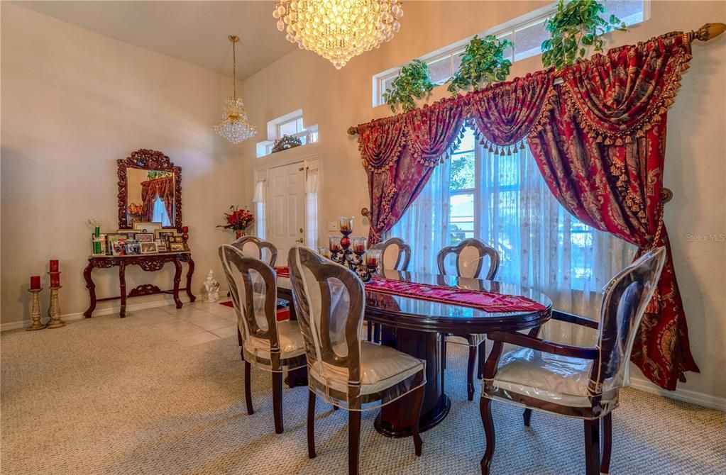 待售: $455,000 (3 贝兹, 2 浴室, 1713 平方英尺)