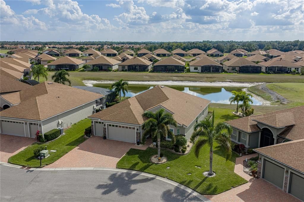 На продажу: $469,000 (3 спален, 2 ванн, 2045 Квадратных фут)