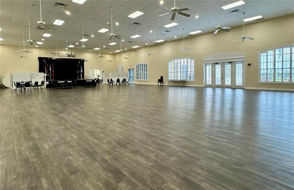 На продажу: $469,000 (3 спален, 2 ванн, 2045 Квадратных фут)