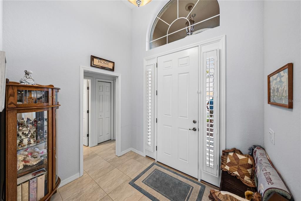 На продажу: $469,000 (3 спален, 2 ванн, 2045 Квадратных фут)