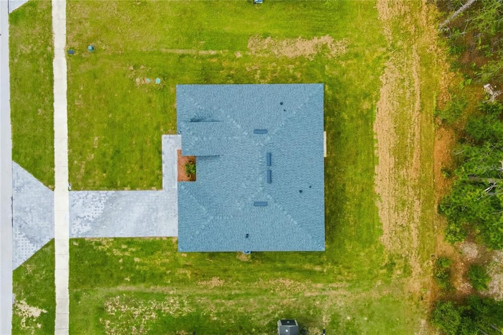 待售: $299,900 (4 贝兹, 2 浴室, 1774 平方英尺)