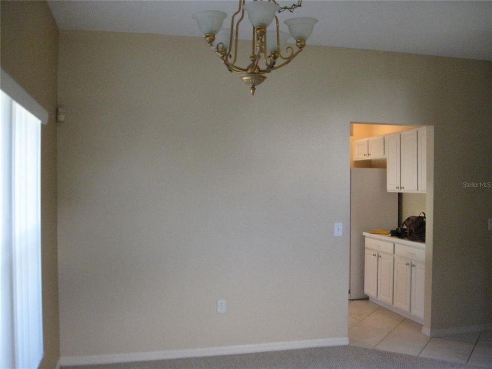 For Rent: $2,800 (3 beds, 2 baths, 1935 Square Feet)