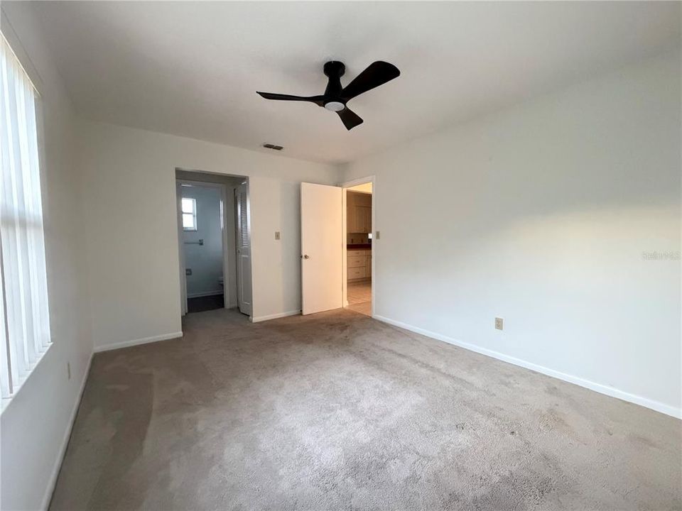 For Rent: $2,400 (3 beds, 2 baths, 1238 Square Feet)