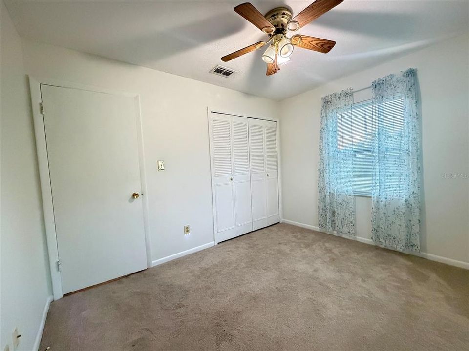 For Rent: $2,400 (3 beds, 2 baths, 1238 Square Feet)