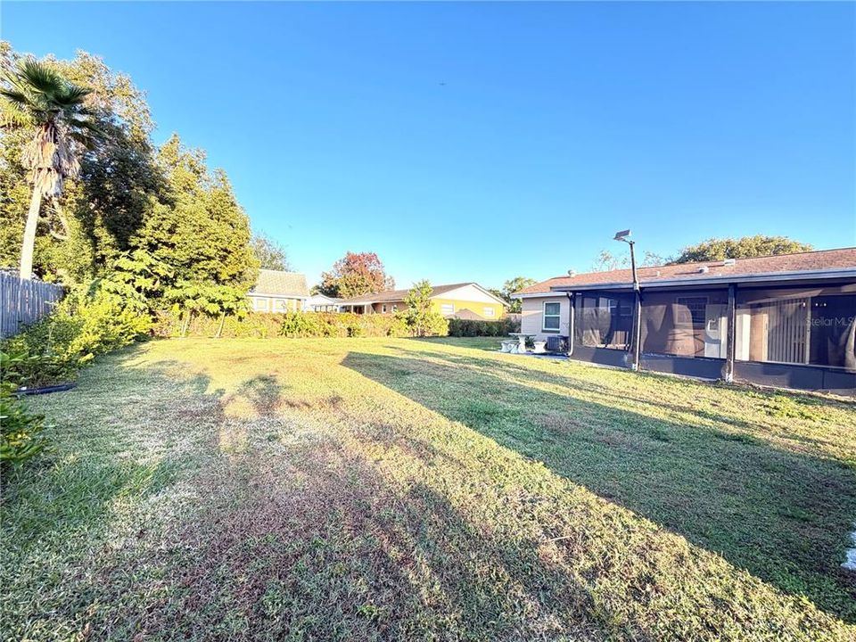 For Rent: $2,400 (3 beds, 2 baths, 1238 Square Feet)