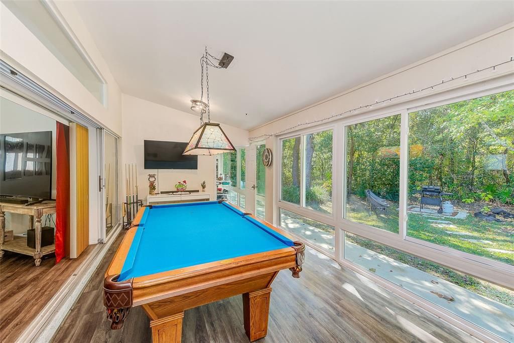 For Sale: $324,000 (3 beds, 2 baths, 2153 Square Feet)