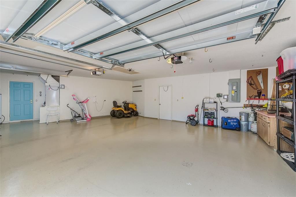 For Sale: $324,000 (3 beds, 2 baths, 2153 Square Feet)