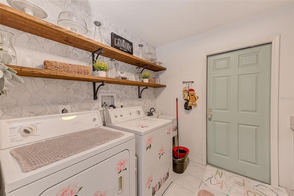 For Sale: $324,000 (3 beds, 2 baths, 2153 Square Feet)