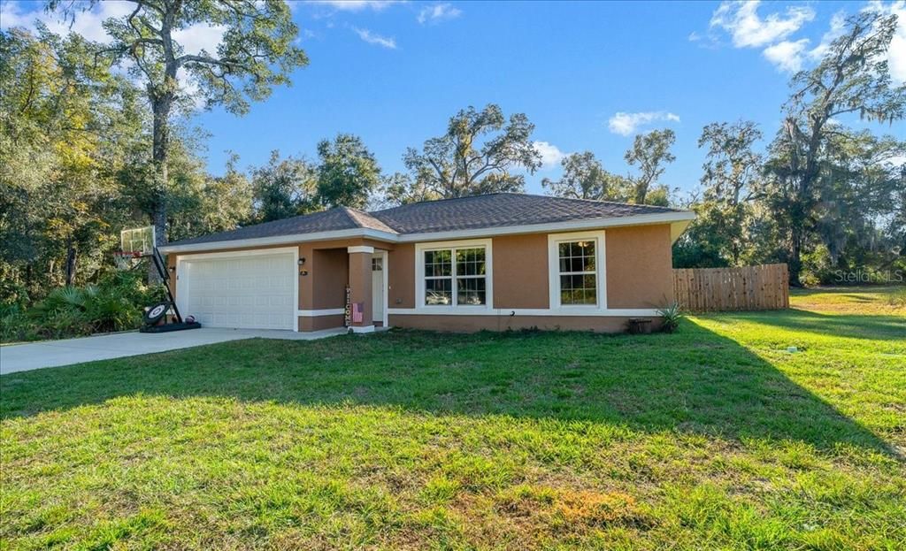 En Venta: $254,900 (3 camas, 2 baños, 1332 Pies cuadrados)