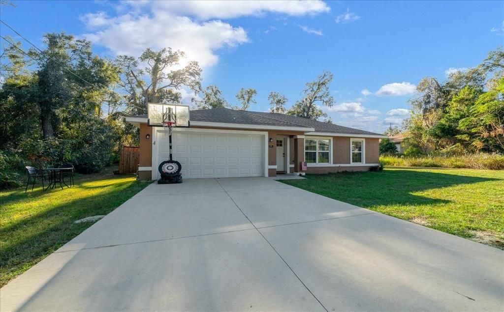 En Venta: $254,900 (3 camas, 2 baños, 1332 Pies cuadrados)