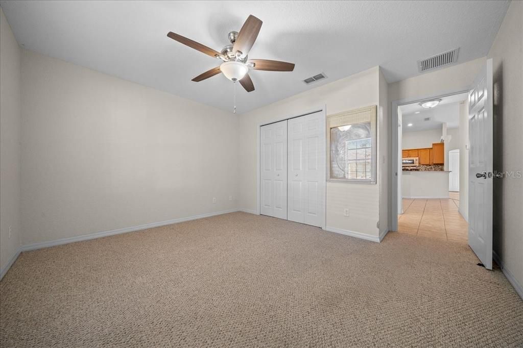 For Sale: $245,000 (2 beds, 2 baths, 1337 Square Feet)