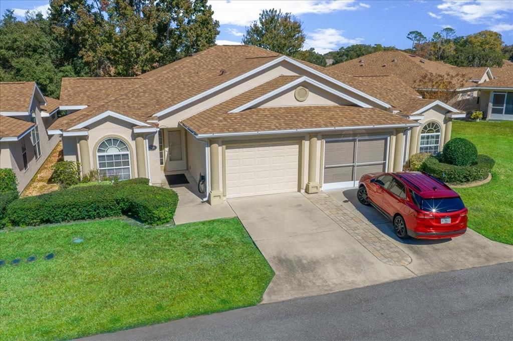 For Sale: $245,000 (2 beds, 2 baths, 1337 Square Feet)