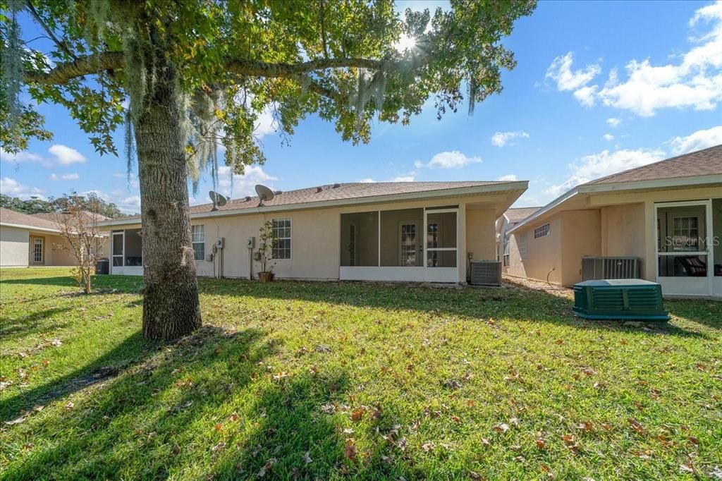 For Sale: $245,000 (2 beds, 2 baths, 1337 Square Feet)