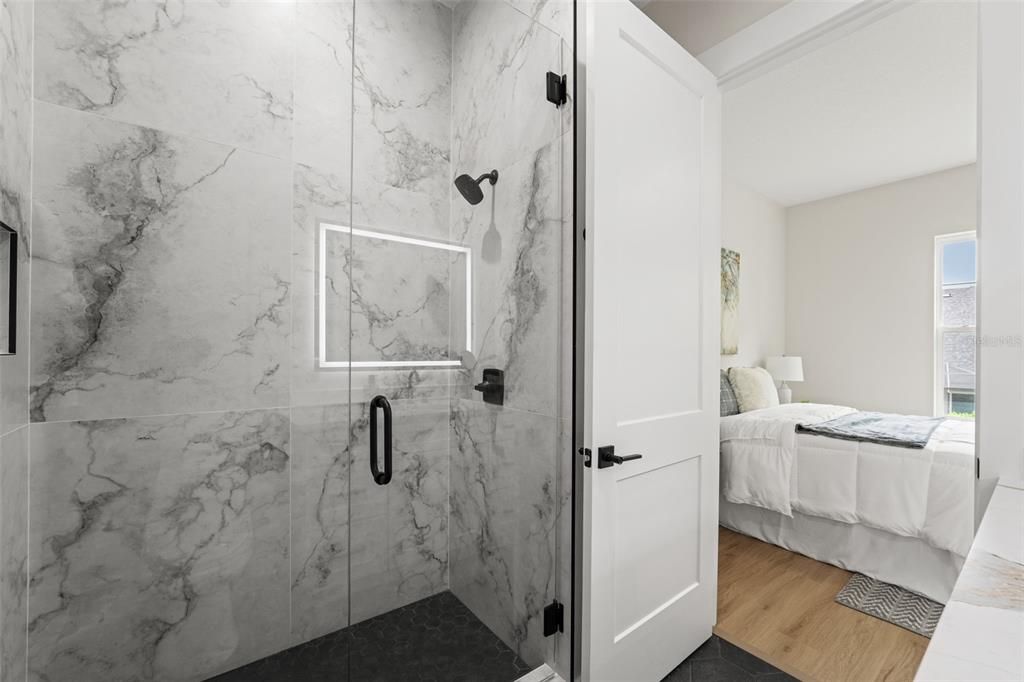 На продажу: $1,075,000 (5 спален, 4 ванн, 4368 Квадратных фут)