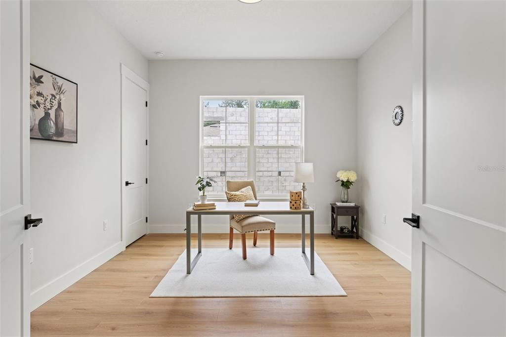 На продажу: $1,075,000 (5 спален, 4 ванн, 4368 Квадратных фут)