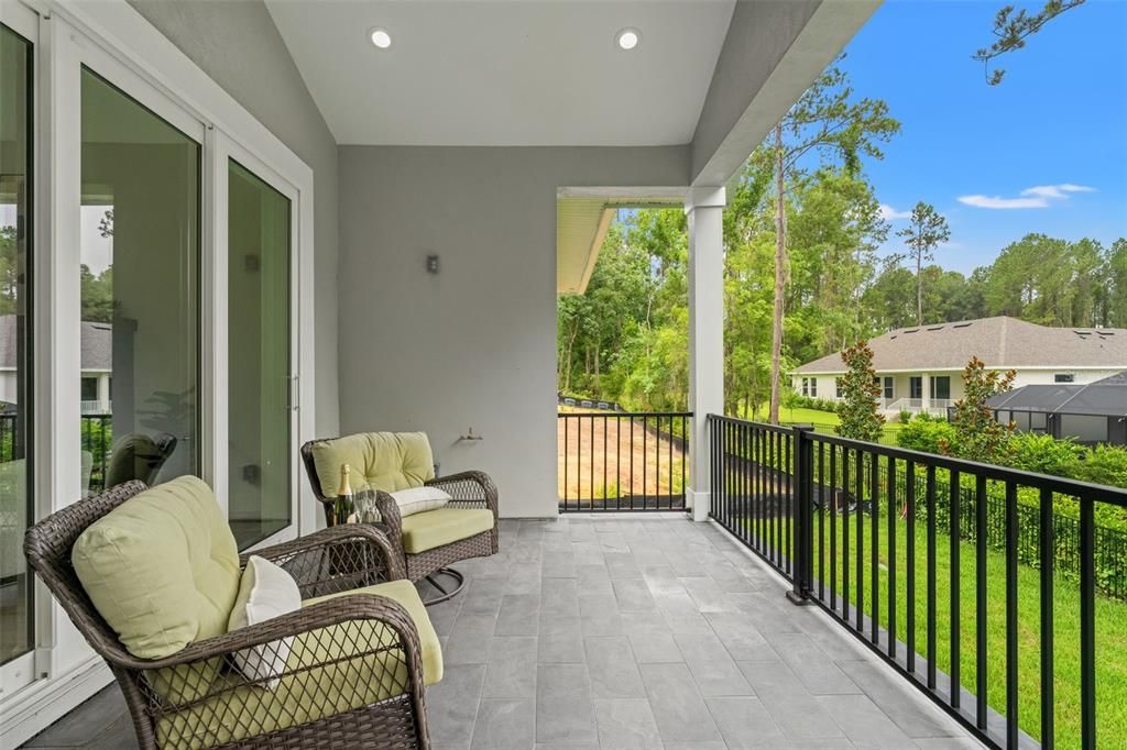 На продажу: $1,075,000 (5 спален, 4 ванн, 4368 Квадратных фут)