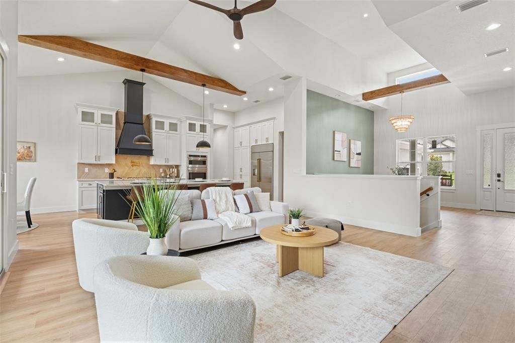 На продажу: $1,075,000 (5 спален, 4 ванн, 4368 Квадратных фут)