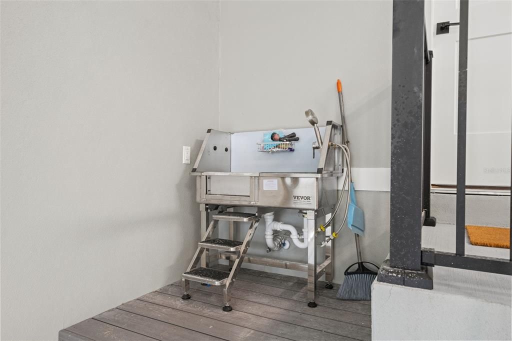 На продажу: $1,075,000 (5 спален, 4 ванн, 4368 Квадратных фут)