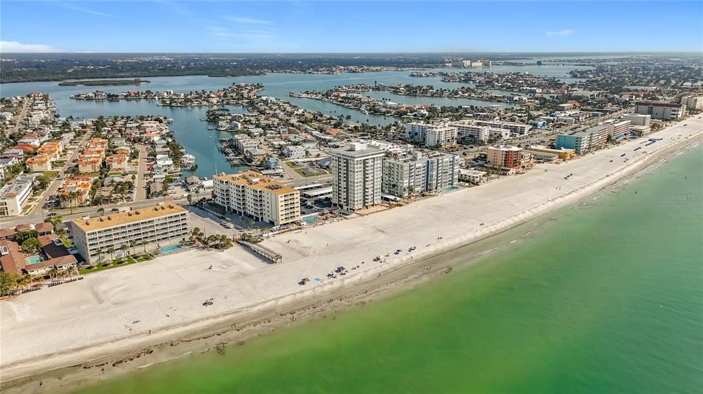 待售: $749,000 (2 贝兹, 2 浴室, 1450 平方英尺)