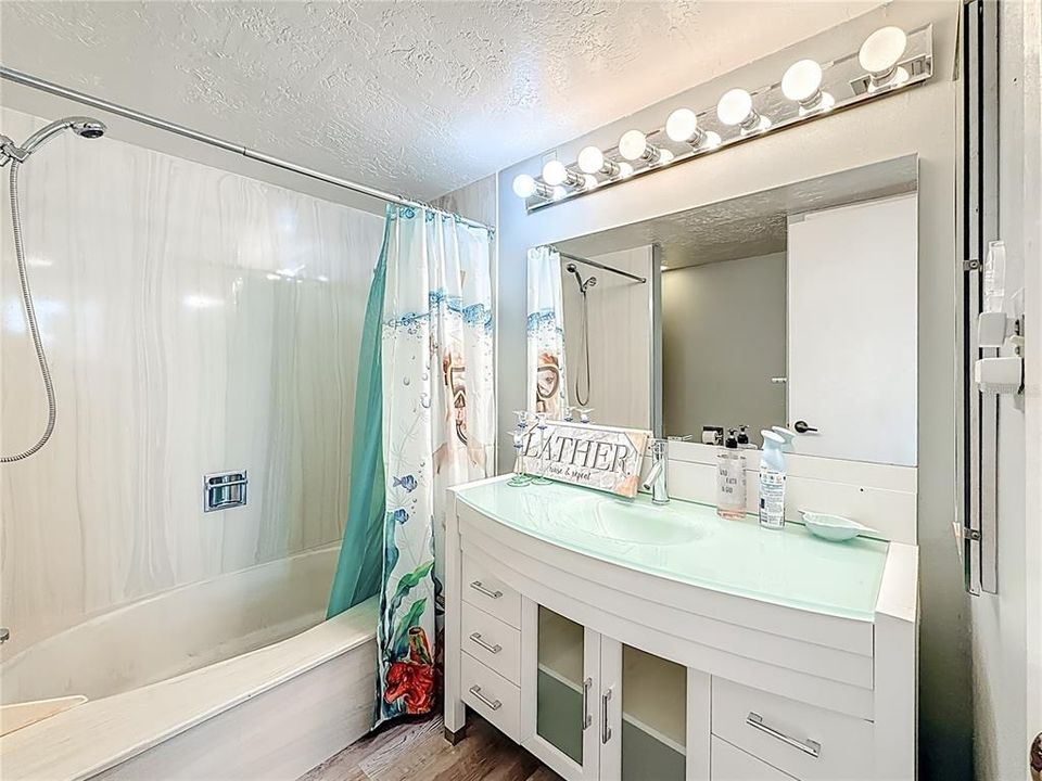 待售: $749,000 (2 贝兹, 2 浴室, 1450 平方英尺)