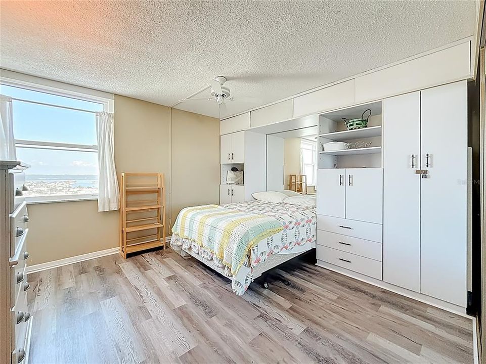 待售: $749,000 (2 贝兹, 2 浴室, 1450 平方英尺)