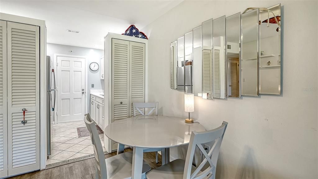 待售: $289,000 (1 贝兹, 1 浴室, 651 平方英尺)