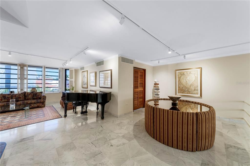 待售: $2,250,000 (3 贝兹, 2 浴室, 3852.45 平方英尺)