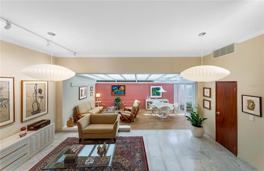 待售: $2,250,000 (3 贝兹, 2 浴室, 3852.45 平方英尺)