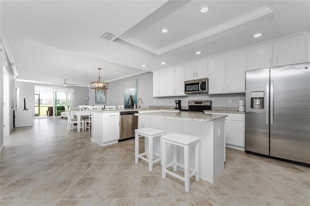 На продажу: $379,000 (2 спален, 2 ванн, 1655 Квадратных фут)