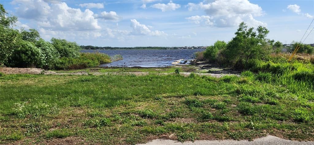 For Sale: $1,500,000 (3.59 acres)