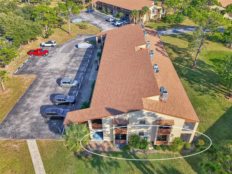 待售: $179,000 (2 贝兹, 2 浴室, 921 平方英尺)