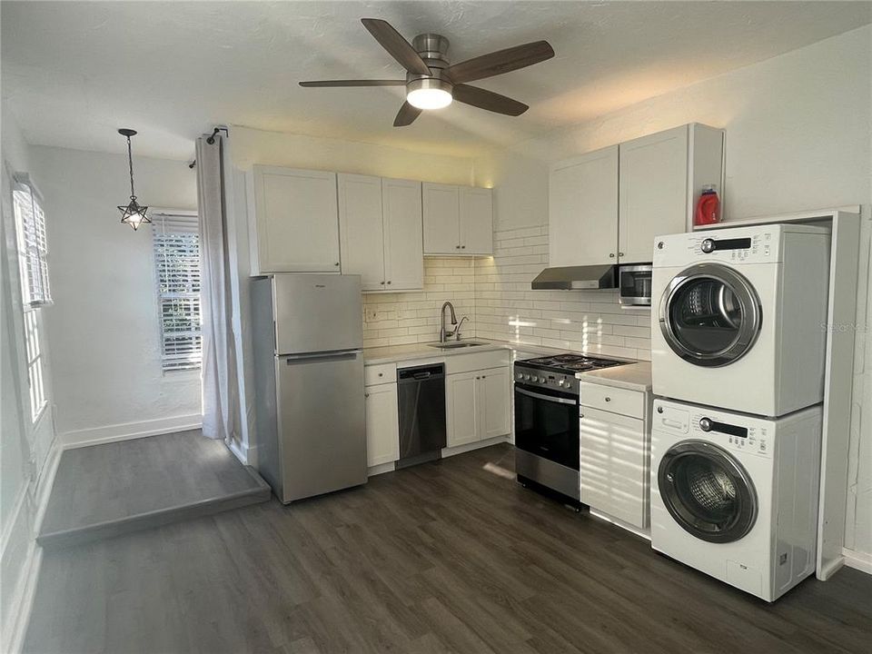 En Renta: $1,385 (0 camas, 1 baños, 240 Pies cuadrados)