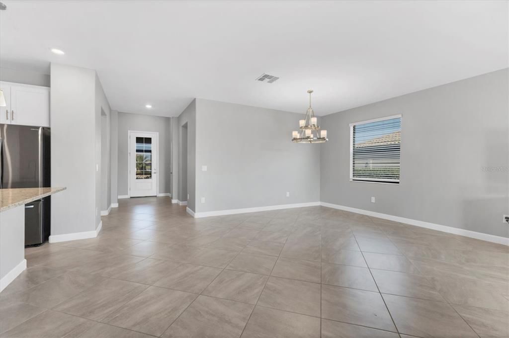 For Sale: $525,000 (3 beds, 3 baths, 1840 Square Feet)