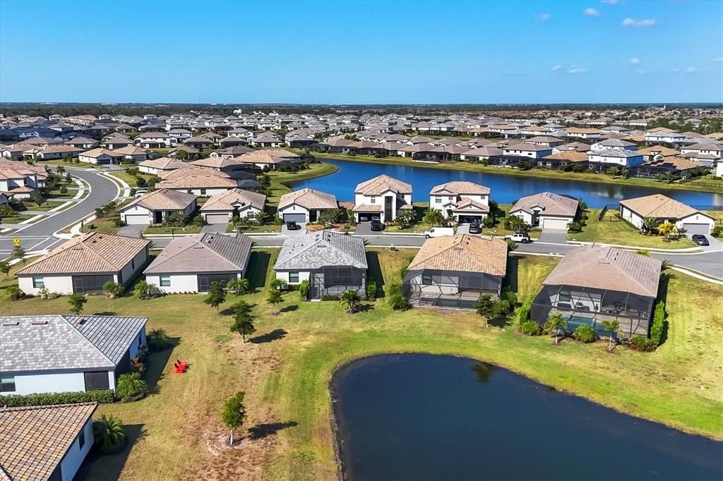 For Sale: $525,000 (3 beds, 3 baths, 1840 Square Feet)