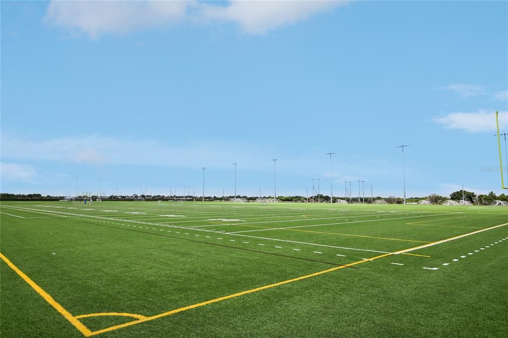 出租: $2,700 (4 贝兹, 3 浴室, 2000 平方英尺)